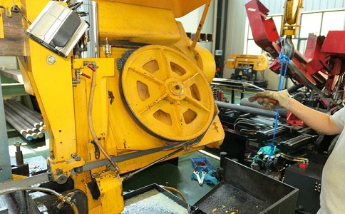 如何解决枝江卧式金属带锯床切削时出现的断带现象？